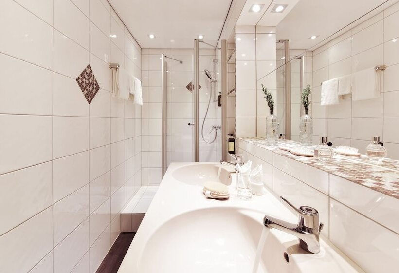 패밀리 룸, Restaurant Barbarossahof