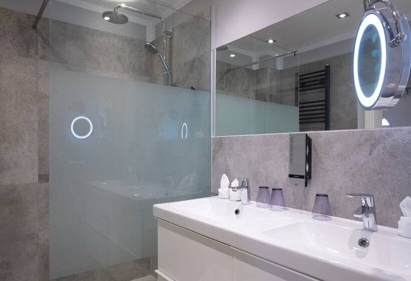 컴포트 트리플 룸, Restaurant Barbarossahof