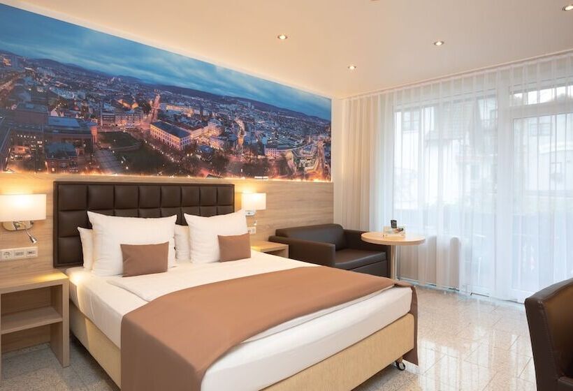 컴포트 트리플 룸, Restaurant Barbarossahof