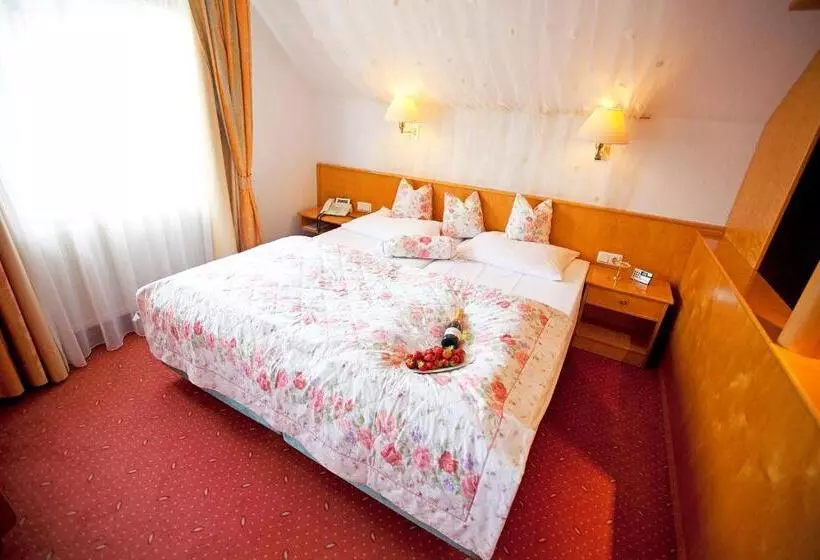 Standard Room, Restaurant Lamm Hebsack