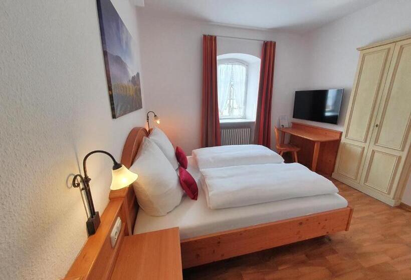 חדר סטנדרט, Und Weingut Karlsmühle