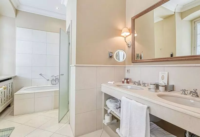 デラックスルーム, Wald & Schlosshotel Friedrichsruhe