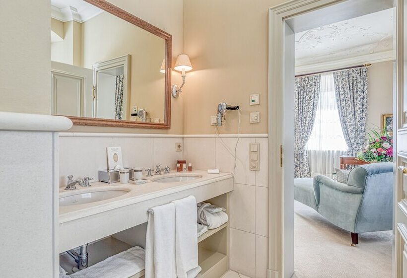 غرفة ديلوكس, Wald & Schlosshotel Friedrichsruhe