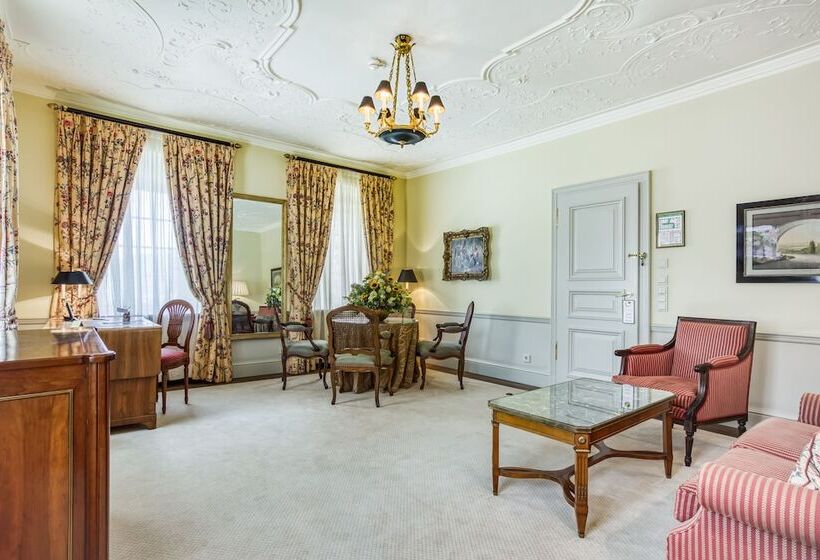 جناح ديلوكس, Wald & Schlosshotel Friedrichsruhe