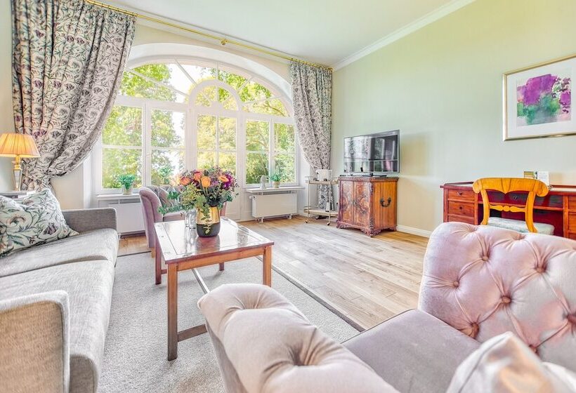 豪华套房, Wald & Schlosshotel Friedrichsruhe