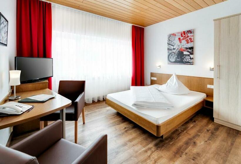 غرفة قياسية, Waldparkstube