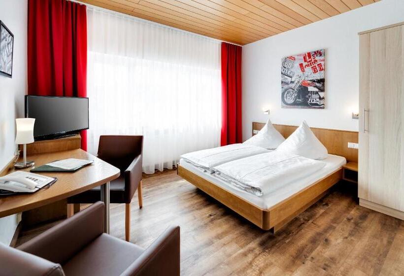 غرفة قياسية, Waldparkstube