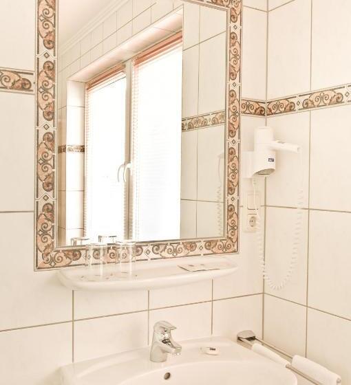 اتاق استاندارد, Moselstern Hotel Brixiade &triton