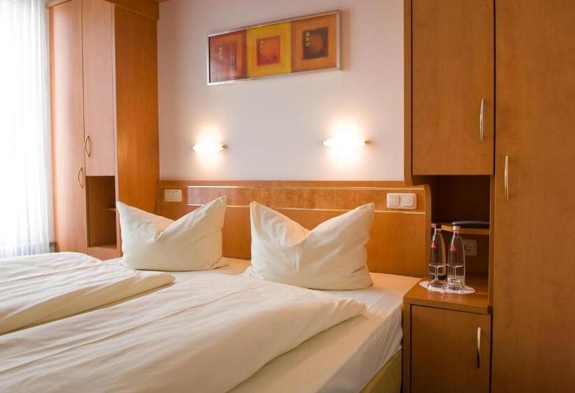 اتاق استاندارد, Moselstern Hotel Brixiade &triton