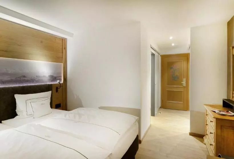 デラックスルーム, Berghotel Jägerhof S