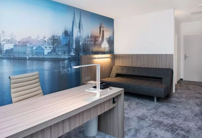 Sviitti, Atrium im Park Hotel Regensburg