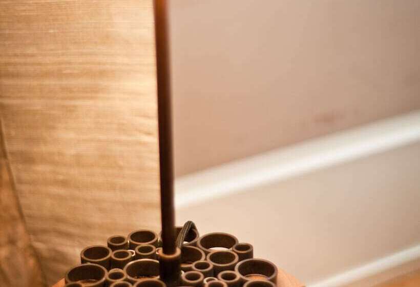 اتاق استاندارد یک نفره, Cortiina