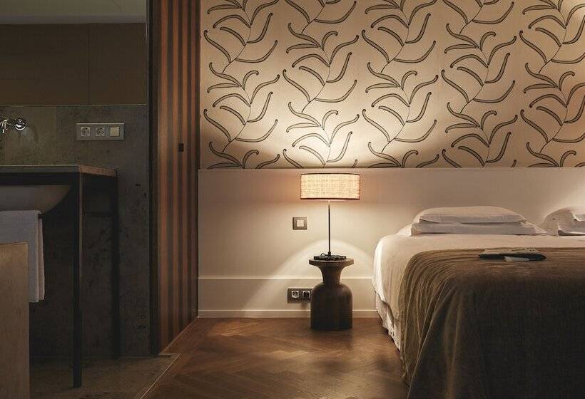 سوییت, Cortiina