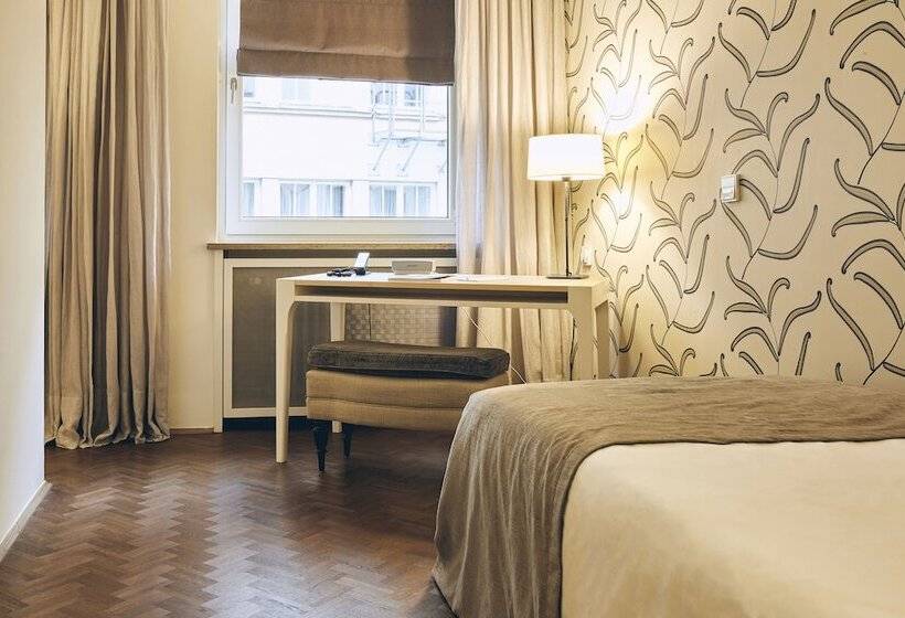 سوئیت 2 خوابه, Cortiina