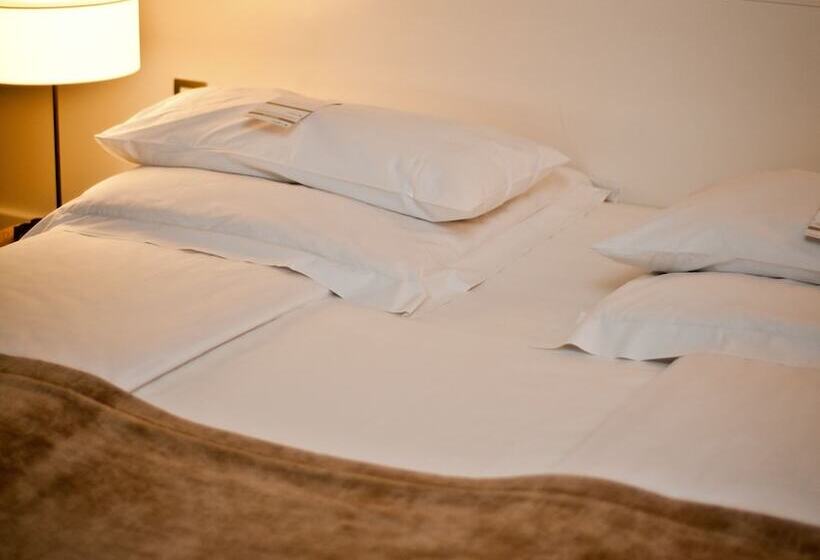 سوییت, Cortiina