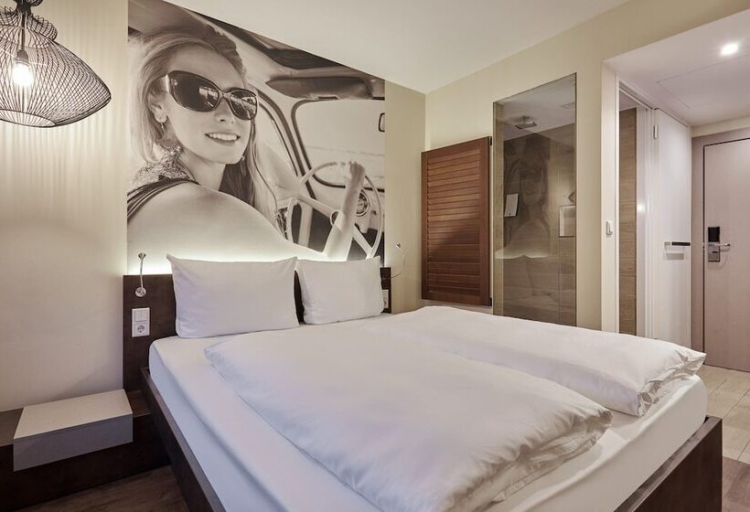 스탠다드 룸, Gio