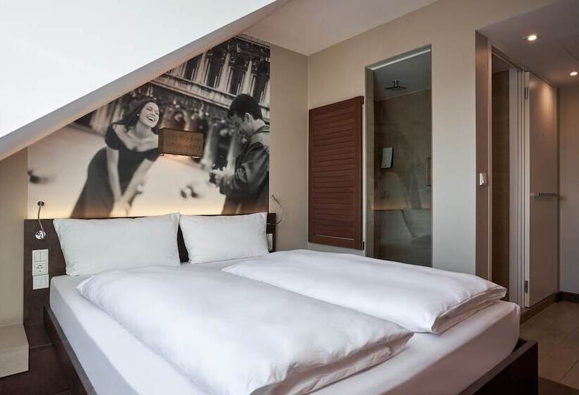 스탠다드 룸, Gio