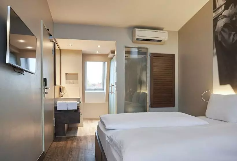 اتاق اینتریور یک تخته, Gio