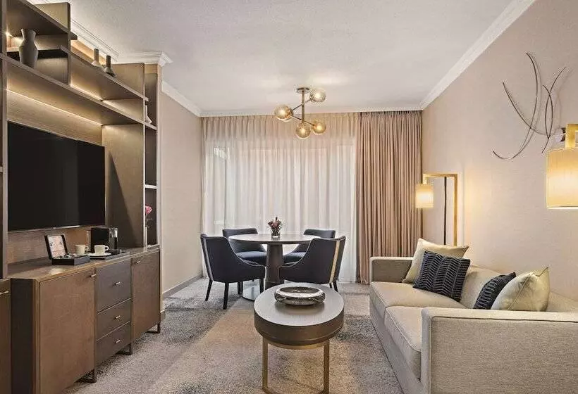 Junior Suite