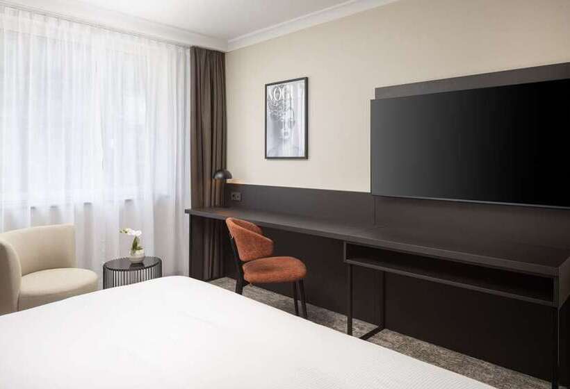 带大床的行政房间, Hilton Munich City