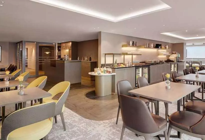キングサイズベッドのジュニアスイート, Hilton Munich City