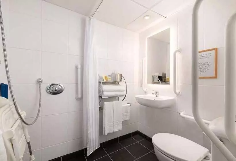 身障者適用スタンダードルーム, Hilton Munich City