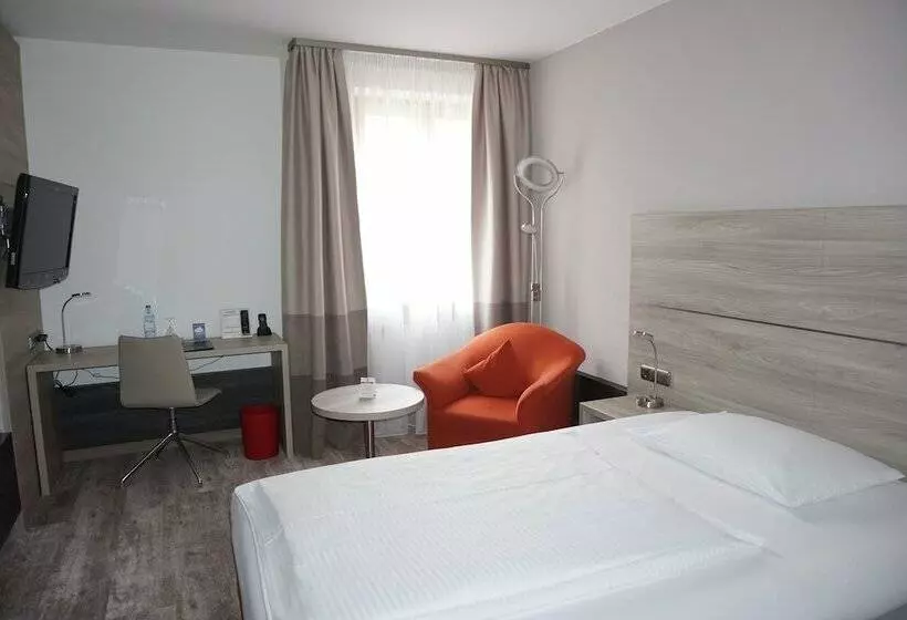 اتاق کلاس بیزنس, Kastanienhof