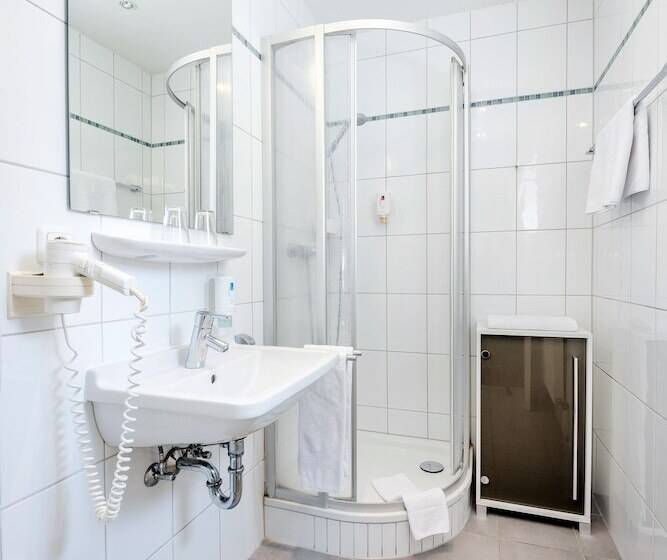 חדר סטנדרט לשלושה, Laimer Hof Am Schloss Nymphenburg