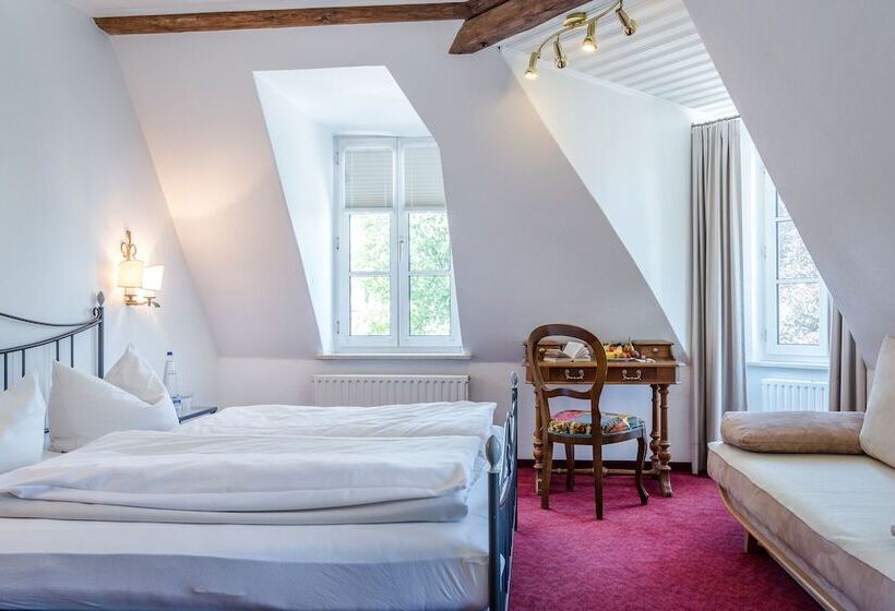 חדר סטנדרט לשלושה, Laimer Hof Am Schloss Nymphenburg