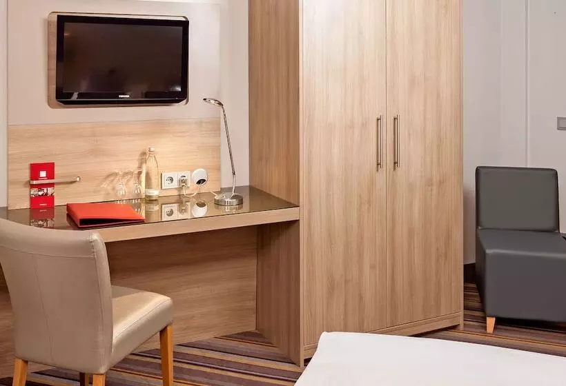 اتاق سوپریور سه تخته, Leonardo Hotel Munich City North