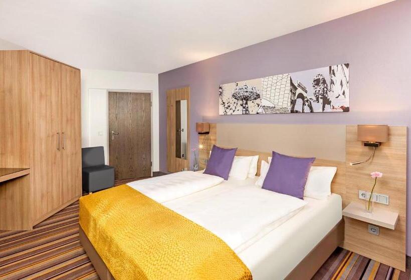 Номер Superior, Leonardo Hotel Munich City North