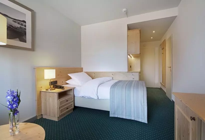 クラシックシングルルーム, Maritim Titisee