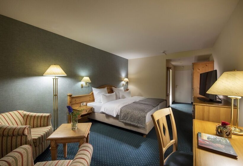 غرفة سوبيريور, Maritim Titisee