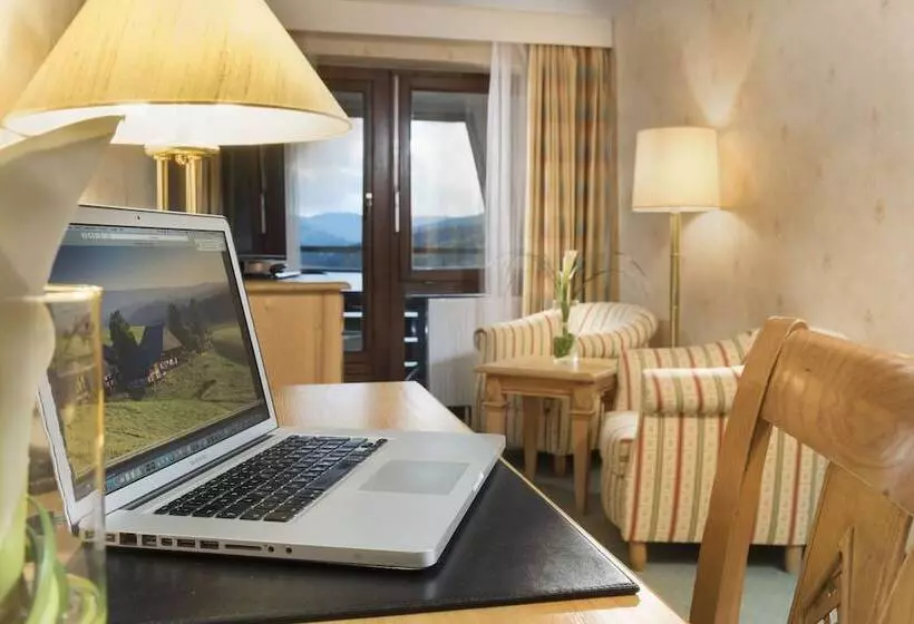 Perhesviitti, Maritim Titisee