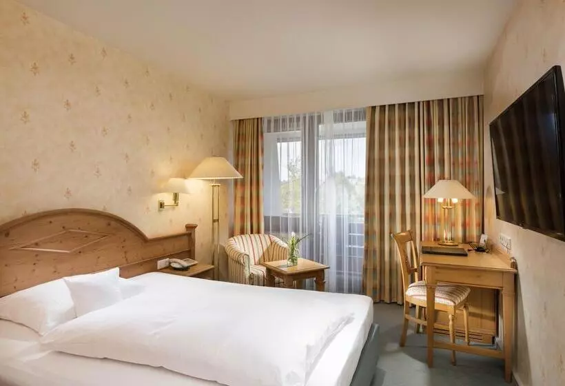 スーペリアシングルルーム, Maritim Titisee