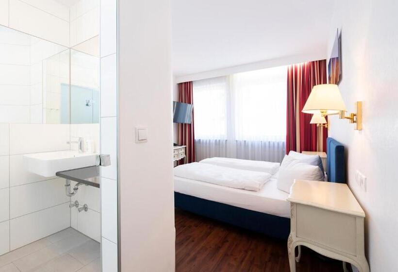 Klassisches Zimmer, National