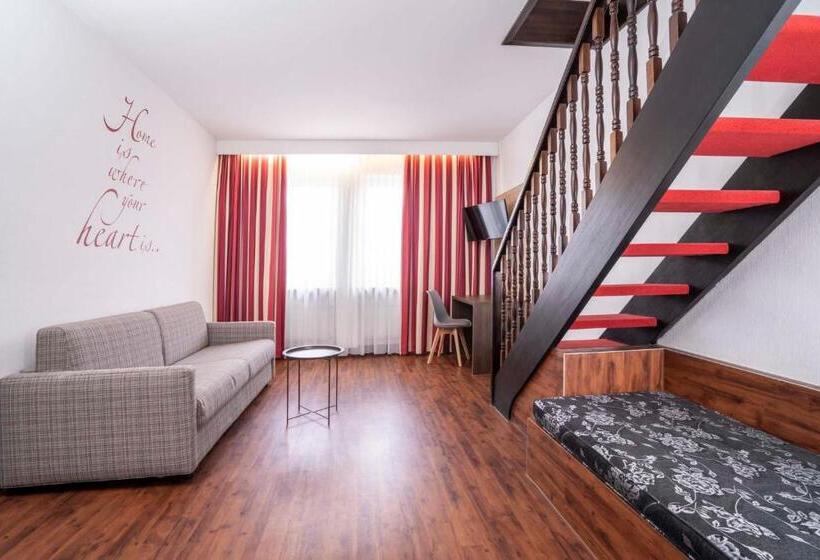 1 Schlafzimmer Apartment, National