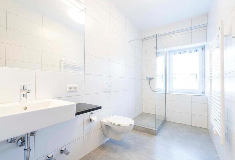 Superior-Zimmer, National