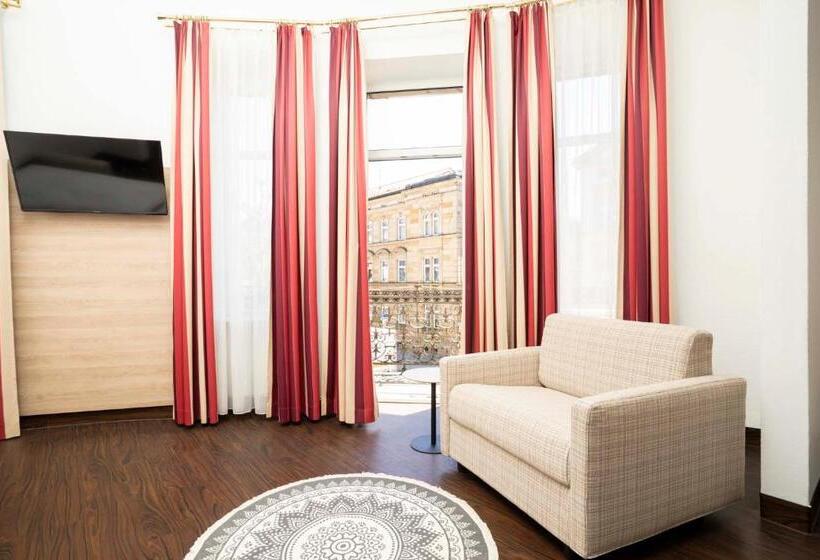 Superior-Zimmer, National