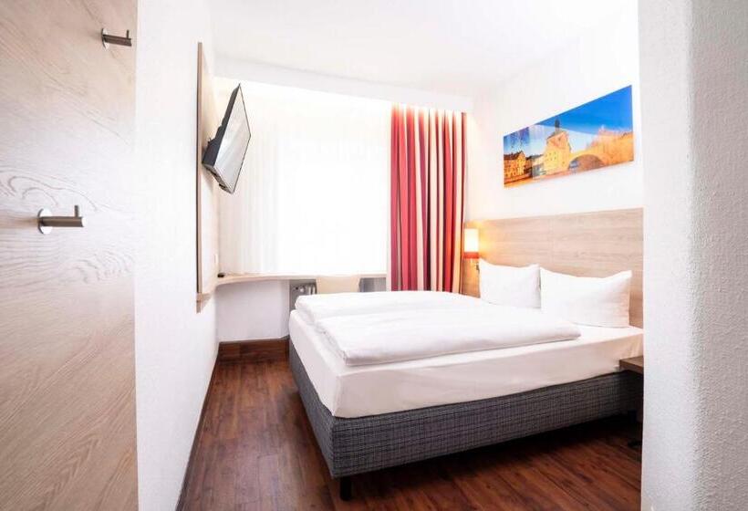 Basis Zimmer, National