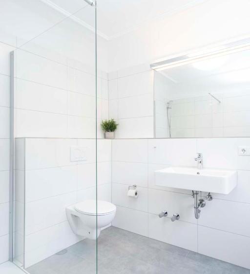 Superior-Zimmer, National