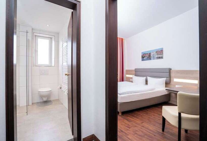 Klassisches Zimmer, National