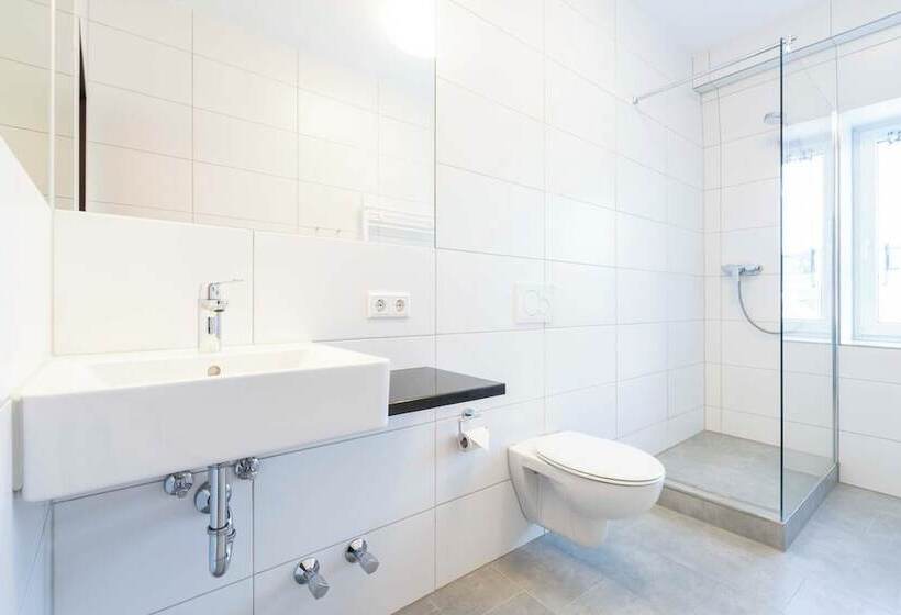 Superior-Zimmer, National