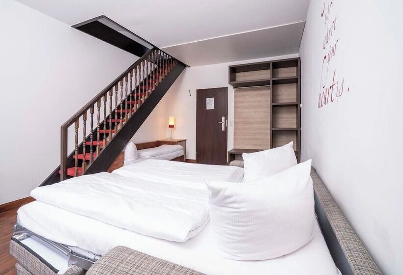 1 Schlafzimmer Apartment, National