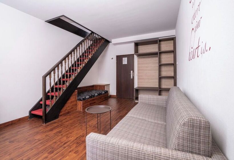 1 Schlafzimmer Apartment, National