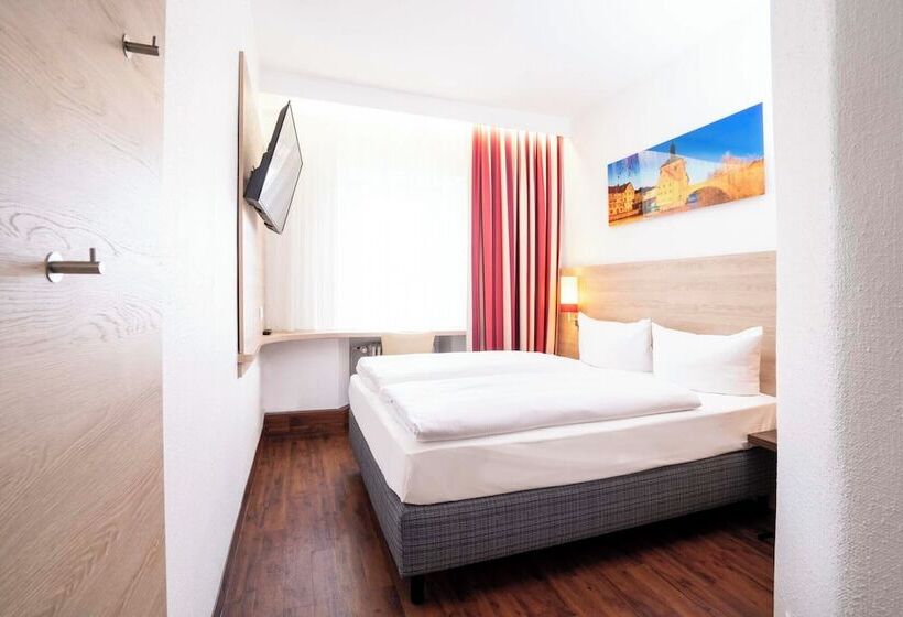 Basis Zimmer, National