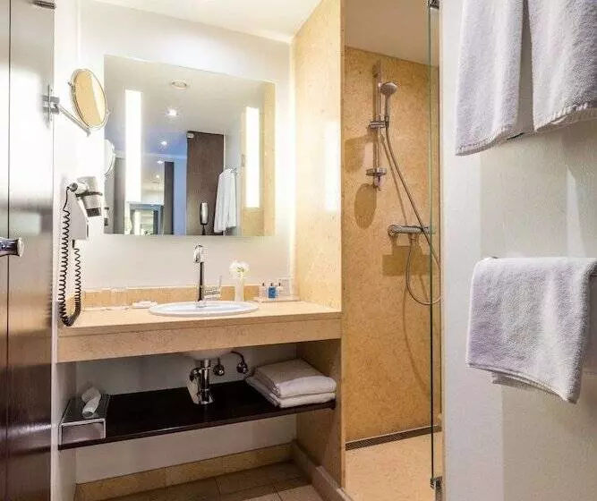 Superior-huone, Radisson Blu Hotel Erfurt