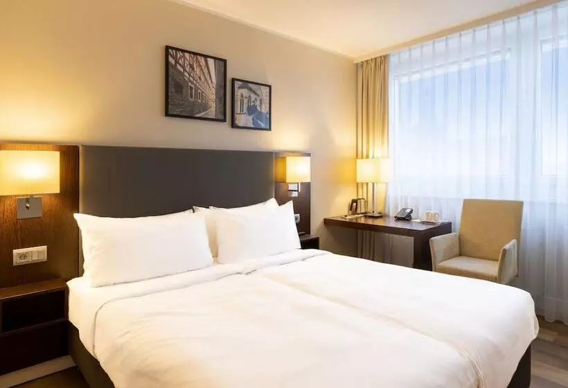 Superior-huone, Radisson Blu Hotel Erfurt