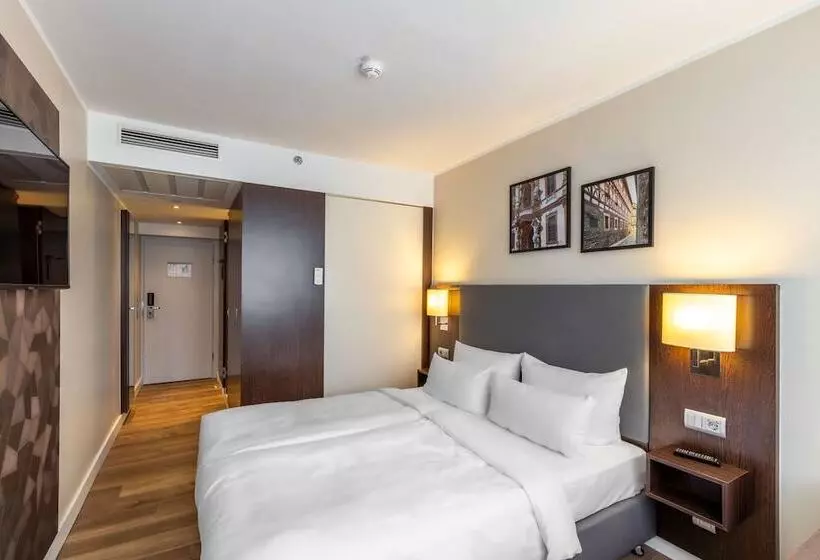 Superior-huone, Radisson Blu Hotel Erfurt