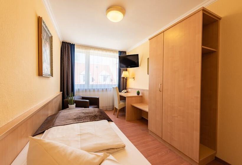 اتاق استاندارد یک نفره, Royal